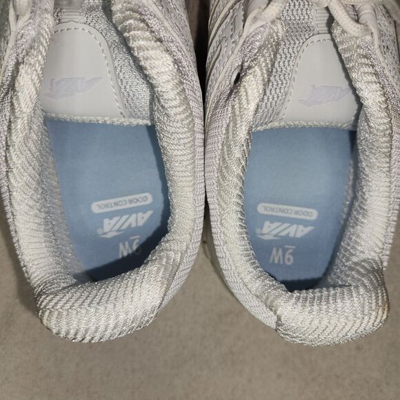Avia White Leather Fabric Upper Sneaker Athletic Shoe Women 9 W Non-Marking - Picture 7 of 9